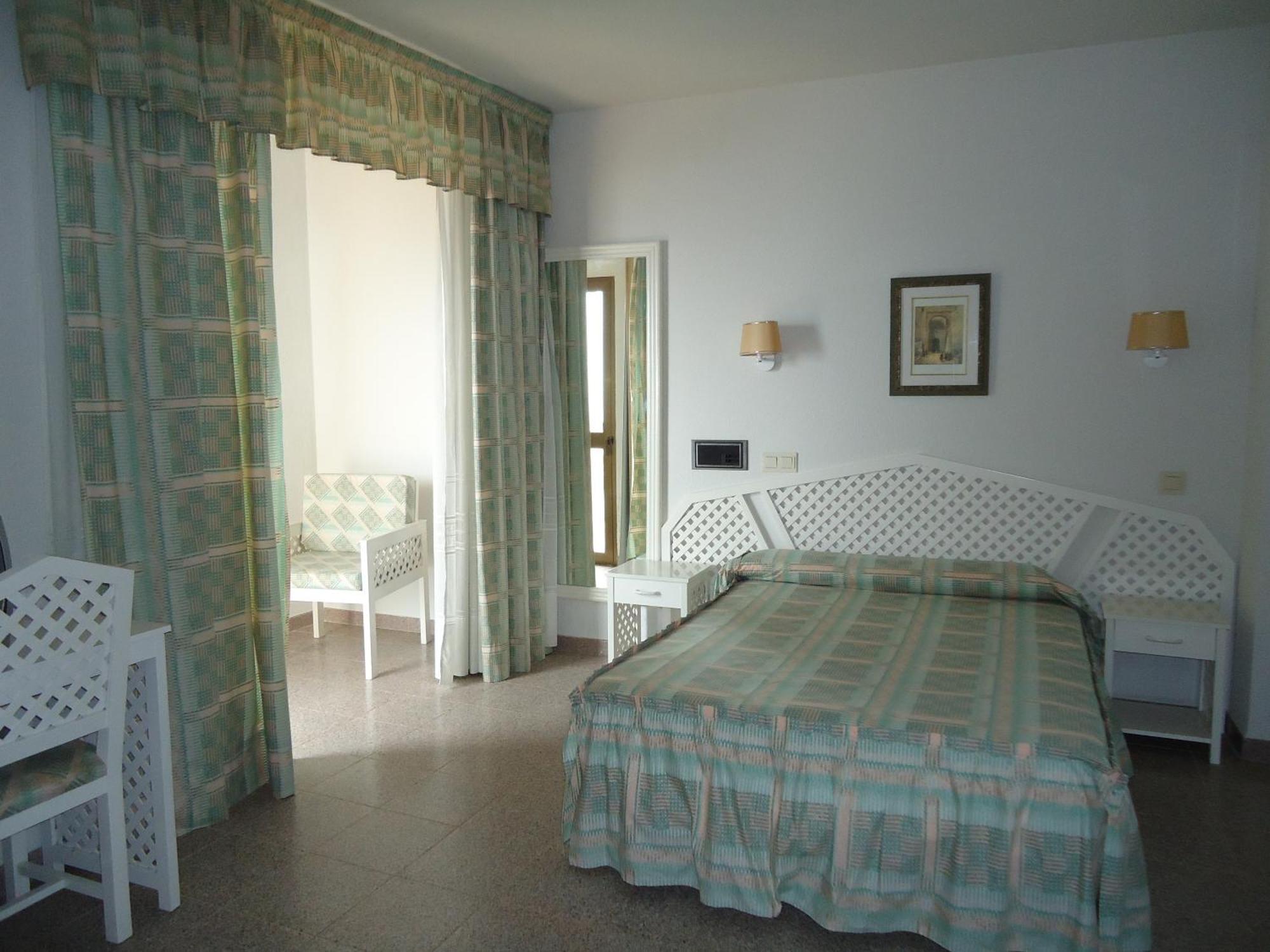 Hotel Las Conchas La Rábita Esterno foto